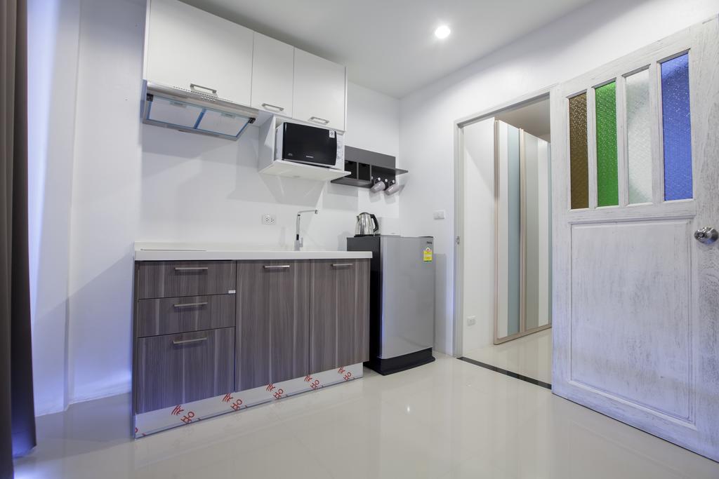 Number 4 Phuket Apartment Nai Harn Room photo