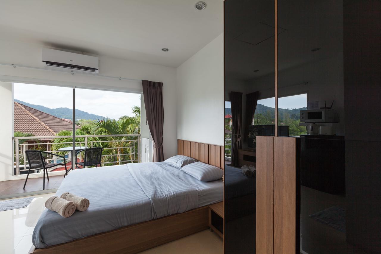 Number 4 Phuket Apartment Nai Harn Exterior photo