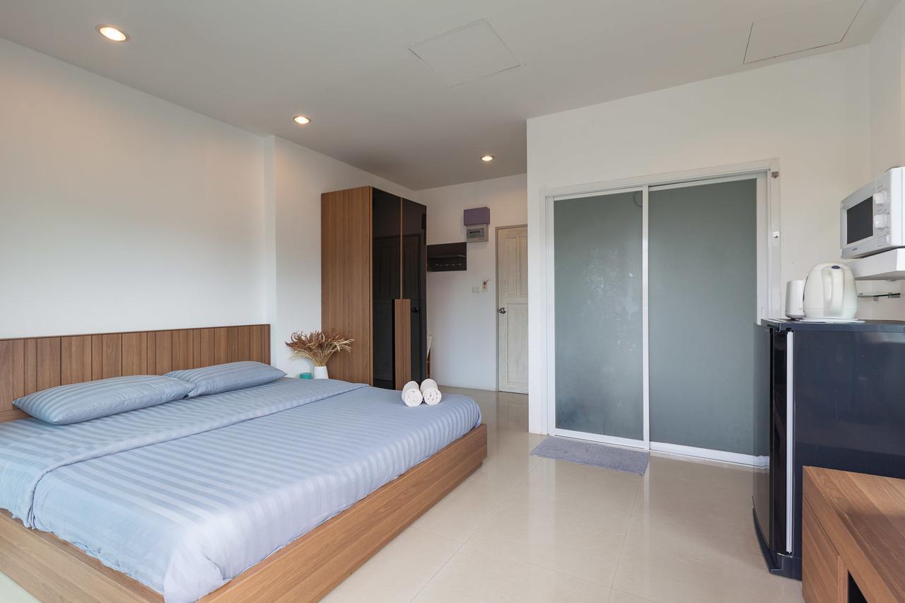 Number 4 Phuket Apartment Nai Harn Exterior photo